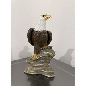 Vintage  Ceramic American Bald Eagle Figurine Americana